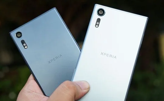 Sony Xperia XZs giảm giá 3 triệu đồng, chỉ còn 9,99 triệu