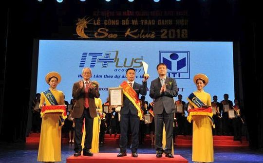 ITPlus Academy được vinh danh lần thứ 2 với Danh hiệu Sao Khuê