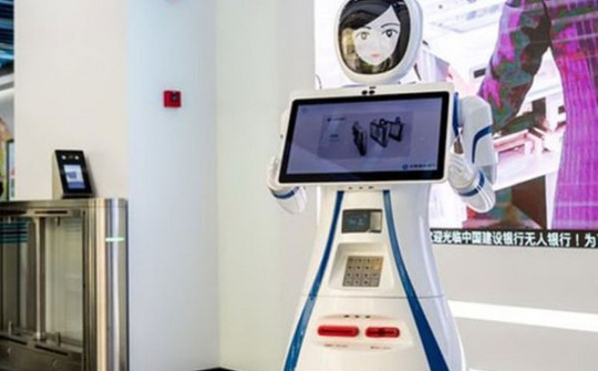 Trung Quốc mở ngân hàng phục vụ bằng robot