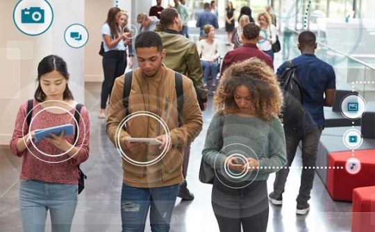 AI và mạng xã hội có thể hỗ trợ các nhà tuyển dụng như thế nào?