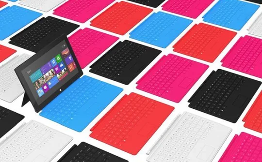 Cạnh tranh iPad, Microsoft phát triển Surface giá chỉ khoảng 400 USD