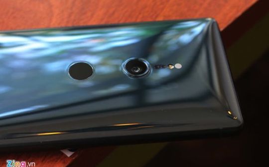 Mảng smartphone Sony tụt hậu vì thiếu sáng tạo