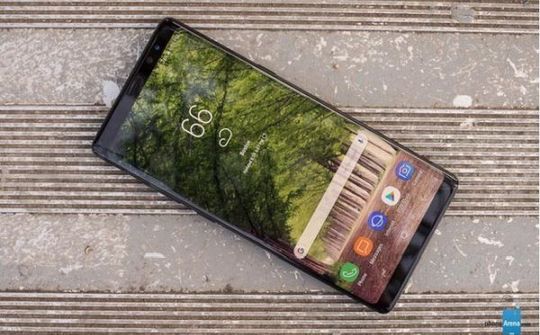 Galaxy Note 9 được trang bị RAM 8GB và bộ nhớ trong 512GB
