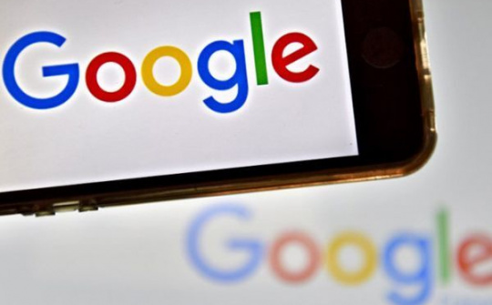 Doanh thu Google giảm vì... iPhone của Apple "bán ế"