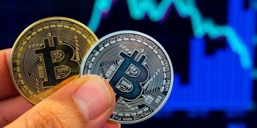 Bitcoin tiếp tục lao dốc không phanh, sắp mất mốc 6.000 USD/BTC