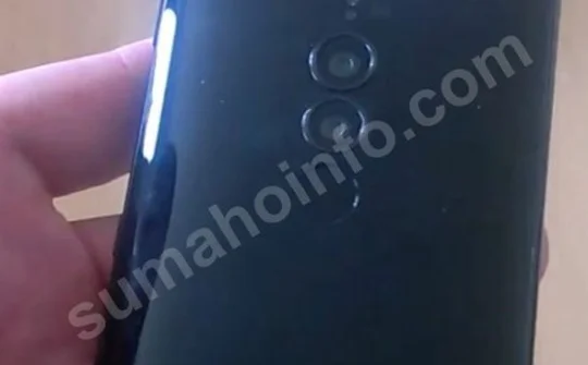 Xperia XZ3 lộ diện với thiết kế camera kép