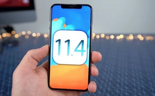Người dùng iPhone phàn nàn vì lỗi hao pin trên iOS 11.4