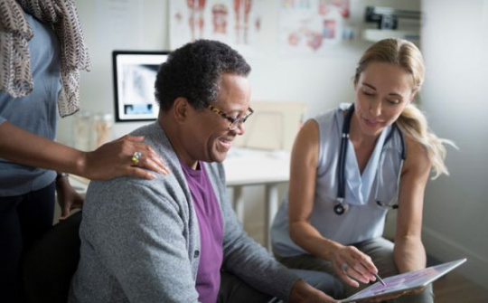 Lĩnh vực chăm sóc sức khỏe hiện được Microsoft cực theo đuổi