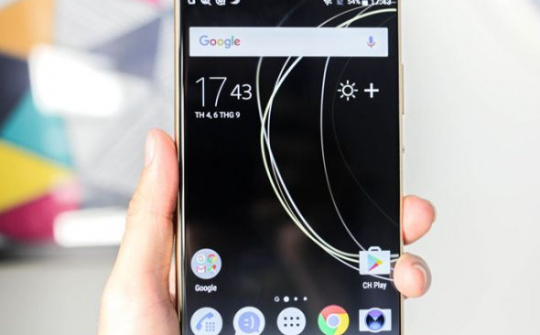 Xperia XA1 Ultra giảm 1 triệu đồng, xuống còn 6,99 triệu đồng