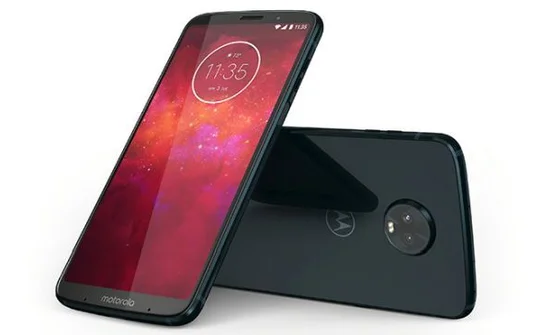 Moto Z3 Play chính thức trình làng, cho không Battery Mod