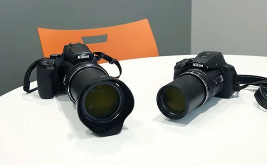 Nikon trình làng máy ảnh Coolpix P1000, giá 1.000 USD