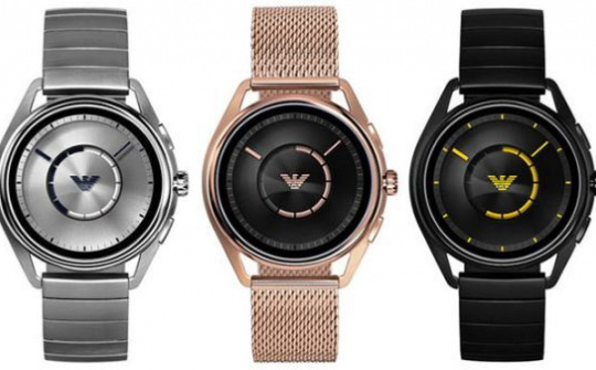 Armani trình làng smartwatch mới, giá từ 295 USD