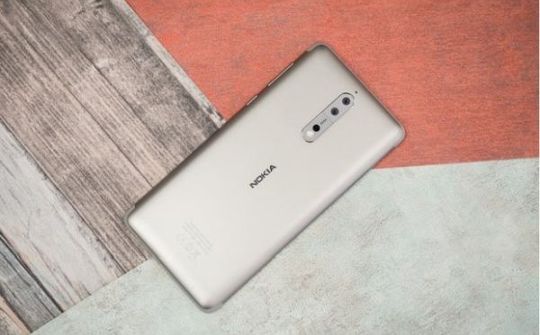Tỷ lệ các thiết bị iOS phải sửa chữa ngang bằng với Android