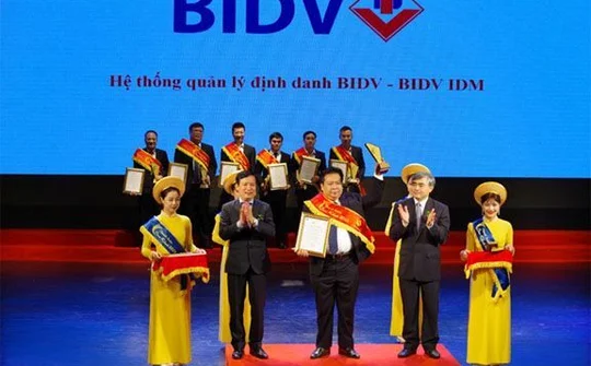 BIDV iBanking lọt top 10 Sao Khuê 2018