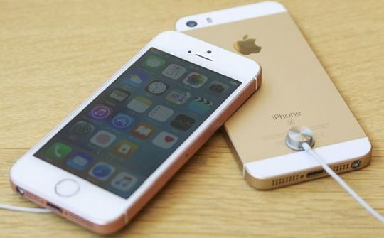 iPhone SE tân trang được bán với giá 1,9 triệu đồng