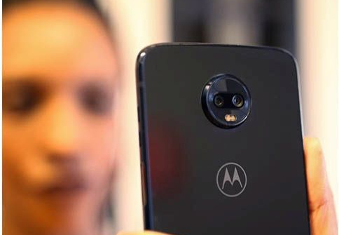 Ứng dụng mở khóa bằng khuôn mặt của Motorola đã có sẵn trong Google Play