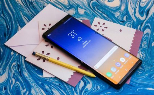 PC Mag: Galaxy Note 9 vẫn không "hot" bằng iPhone 2018