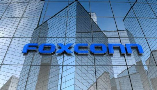 Lợi nhuận Foxconn giảm, thị trường smartphone chuẩn bị bão hòa?