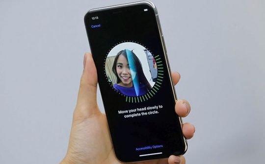 Apple trang bị Face ID cho tất cả 3 mẫu iPhone 2018