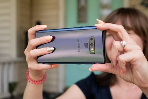 Galaxy Note 9 có bản cập nhật phần mềm đầu tiên