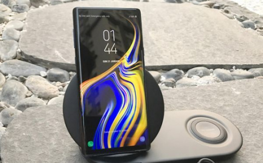 Pin 4000 mAh góp phần giúp Galaxy Note 9 tỏa sáng