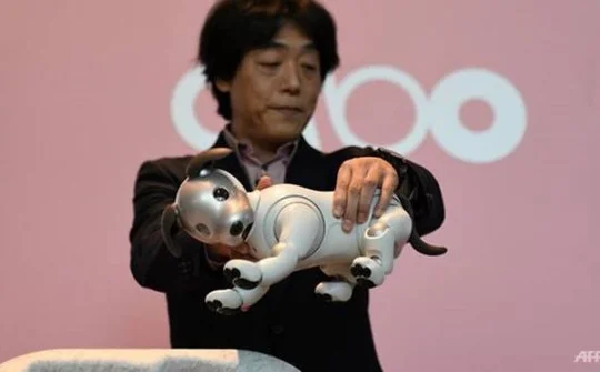 Sony tung chó con robot hỗ trợ AI ở Mỹ