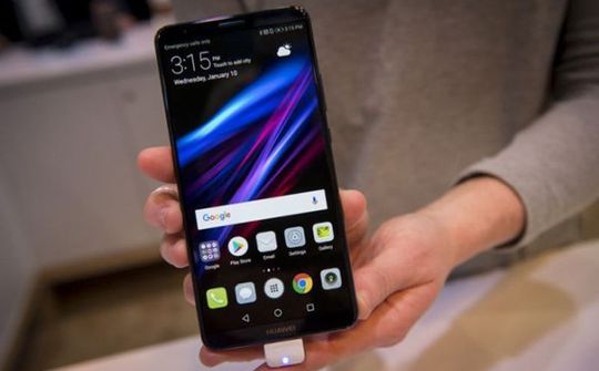 Đảng Dân chủ Mỹ cấm nhân viên sử dụng smartphone Huawei và ZTE