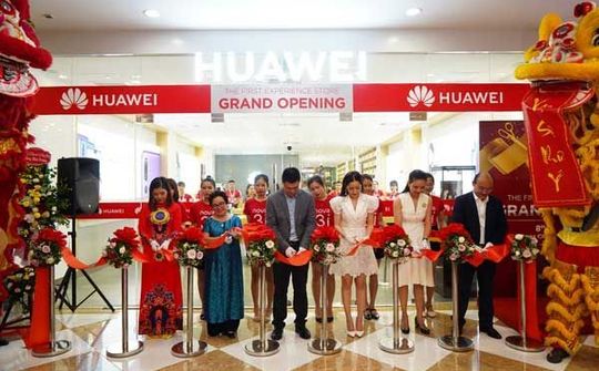 iPhone Xc màn hình 6,1 inch lộ ảnh, sở hữu 2 khe cắm SIM