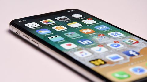 iOS 12 gây lỗi hiển thị trên iPhone X