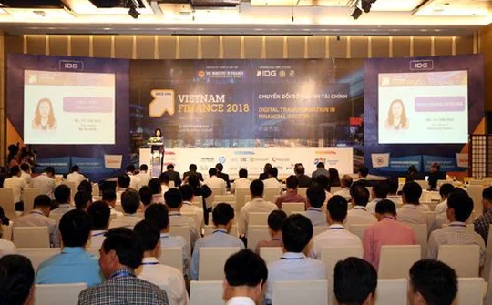 Vietnam Finance 2018: Nóng chuyện "chuyển đổi số trong ngành Tài chính"