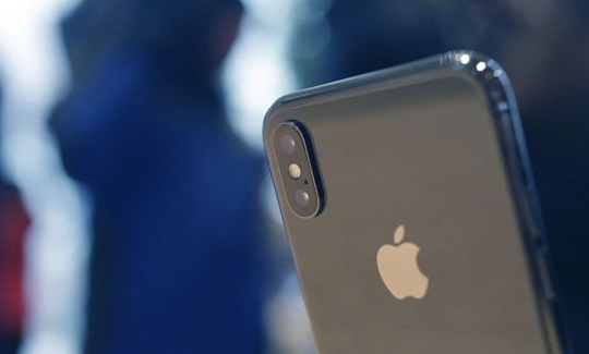 Nhà bán lẻ Trung Quốc đồng loạt hạ giá sâu các mẫu iPhone vừa ra mắt