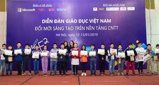 Hơn 136 ngàn học sinh Việt Nam được học Giờ Lập Trình để nâng cao kỹ năng số