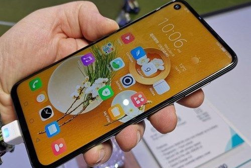 HiSense U30 smartphone đầu tiên trang bị chip Snapdragon 675