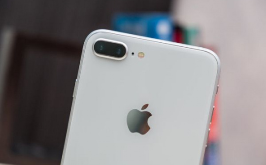 iPhone đang rớt giá thảm hại nhất trong lịch sử