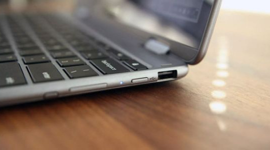 Chrome OS phát triển tính năng tự động bảo vệ cổng USB