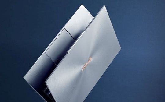 ASUS ZenBook S13 (UX392) lên kệ tại Việt Nam, giá 37 triệu đồng