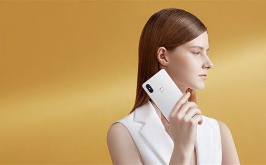Xiaomi Mi MIX 2S nhận bản cập nhật MIUI 11