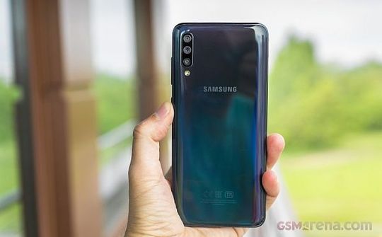 Samsung sắp ra mắt mẫu smartphone 5G giá rẻ
