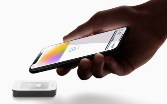 Thẻ tín dụng của Apple bị điều tra vì "xem nhẹ" phụ nữ