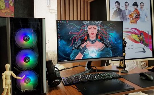 Samsung chính thức ra mắt dòng sản phẩm UHD LU28R550