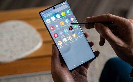 Microsoft mở rộng ứng dụng Office Mobile cho cả iOS và Android