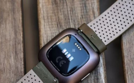 Google bị "sờ gáy" vụ mua lại Fitbit