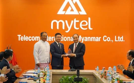 Thủ tướng Chính phủ Nguyễn Xuân Phúc thăm và làm việc với Mytel tại Myanmar