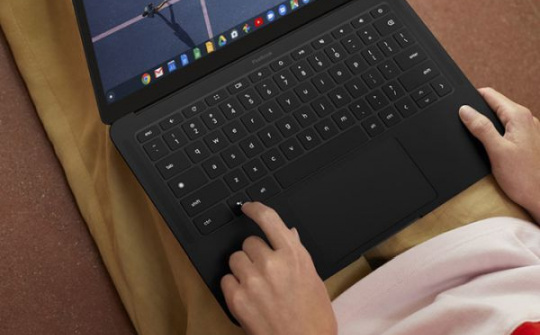 Phiên bản cấu hình cao nhất của Pixelbook Go được bán với giá 1.399 USD