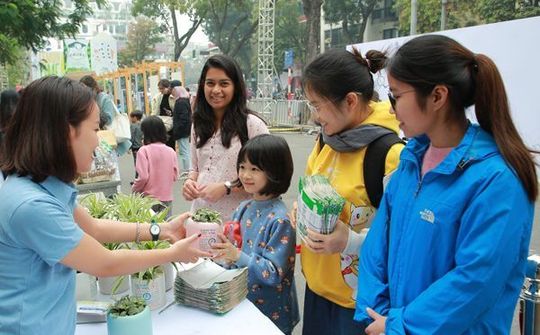 Tetra Pak khởi động chương trình thu gom vỏ hộp giấy tới 800 trường tại Hà Nội