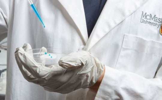 Vật liệu mới cho phép bề mặt chúng miễn nhiễm với các vết bẩn và vi khuẩn