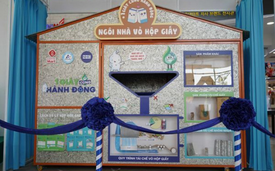Thu gom, tái chế vỏ hộp đồ uống để tuyên truyền "tiêu dùng xanh" đến cộng đồng