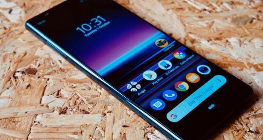 Sony Xperia 5 lên kệ thị trường Việt, giá 19,99 triệu đồng