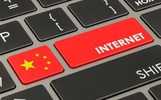 Trung Quốc quản lý chặt dịch vụ trực tuyến, ngăn ngừa tin giả