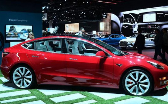 Tesla nhận khoản vay 1,29 tỉ USD từ các ngân hàng Trung Quốc